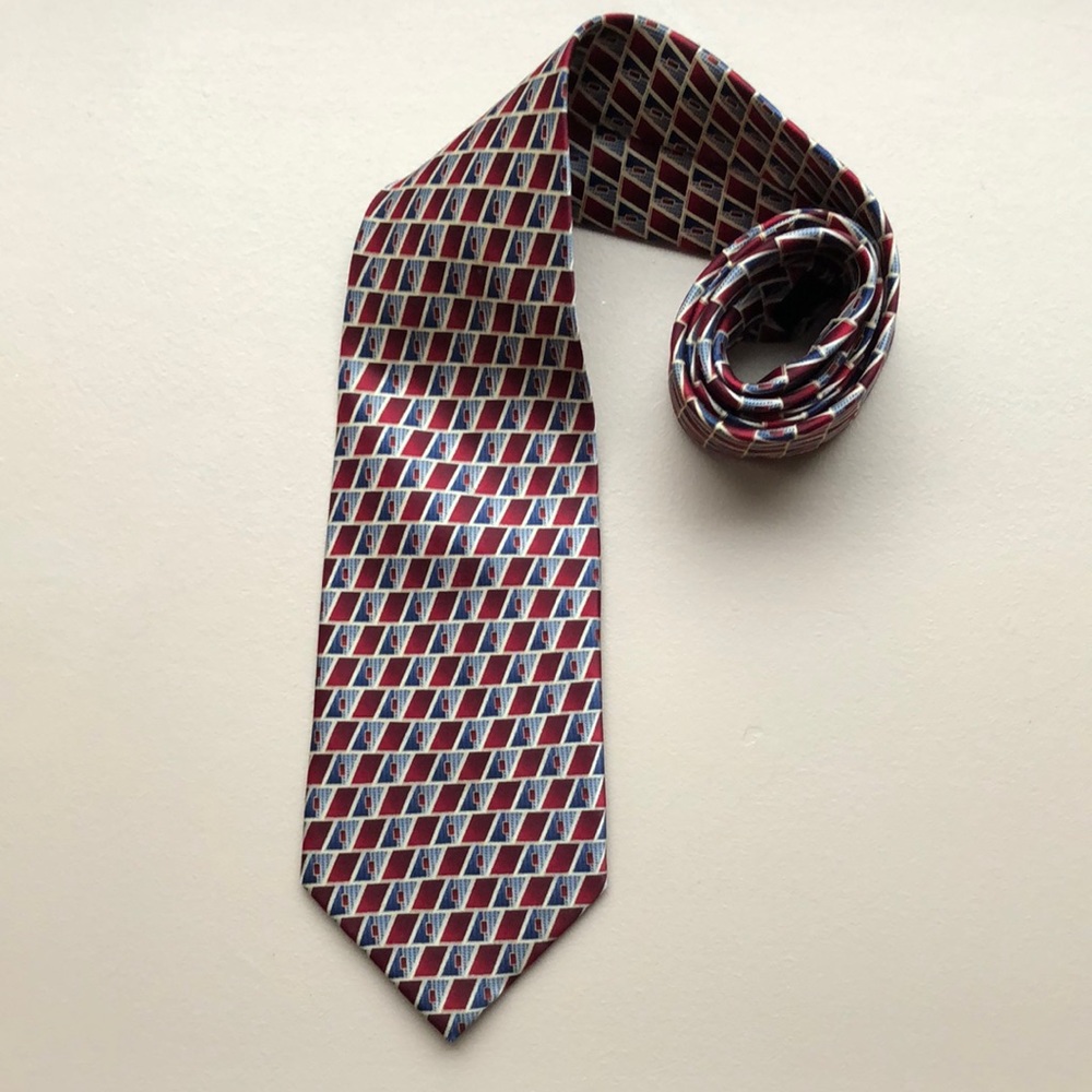 👔 Silk Red & Blue Geometrical Pattern Tie